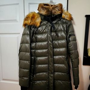 S13 Olive Green and Faux Fur Puffer 3/4 Coat with thumb holes